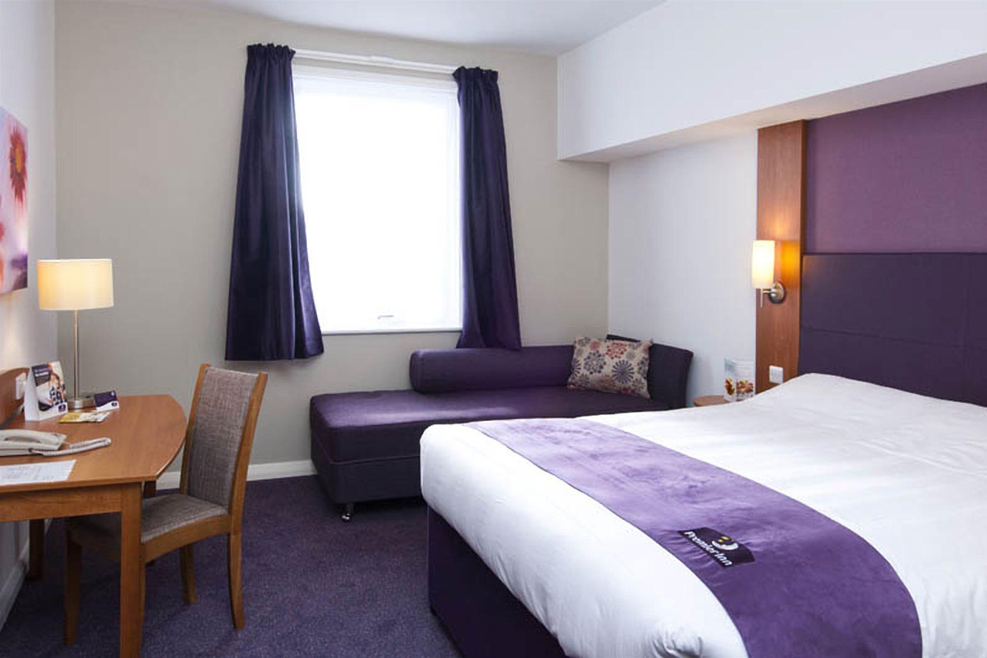 Premier Inn Manchester City Exteriör bild